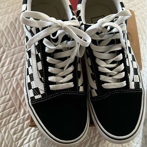Women 7.5 checkerboard